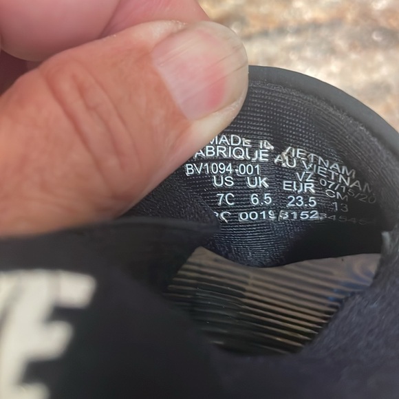 Nike slides kids size 7C - Picture 7 of 7